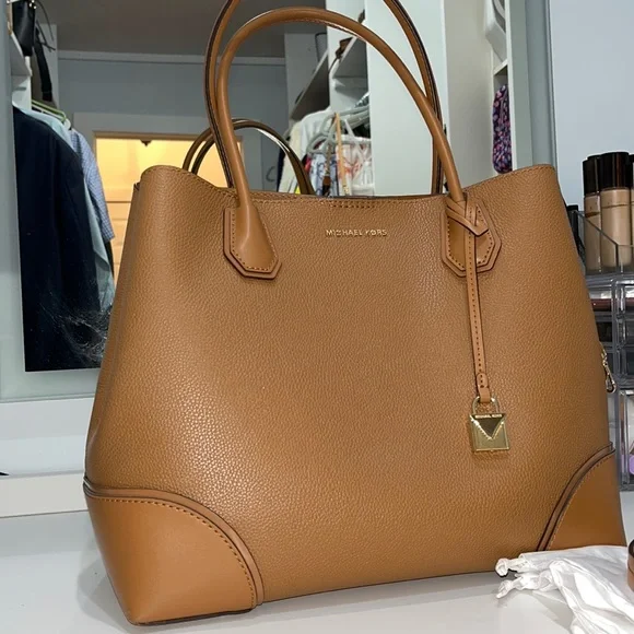 Kors Mercer Studio Kors Studio Handbags Michael Kors Bags Michael - Main Image